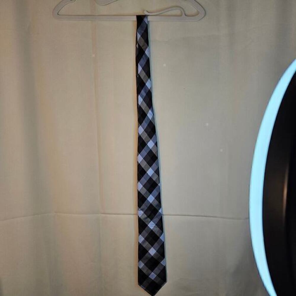 Tommy Hilfiger 66' inch extralong Tie men's‎ silk
